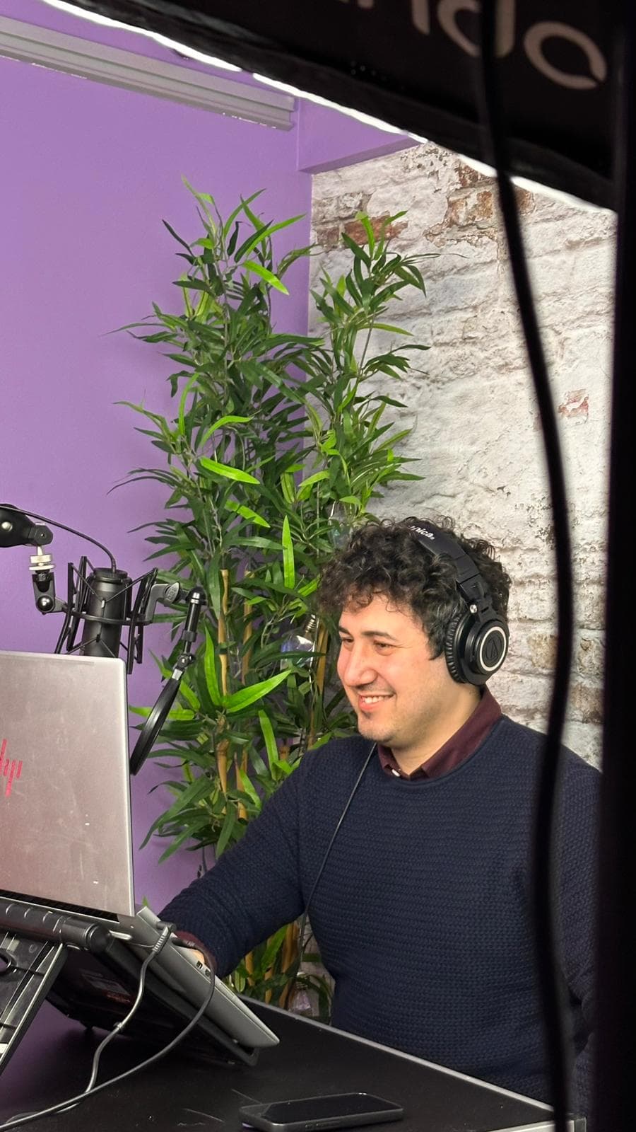 Lorenzo Mugnai in the studio